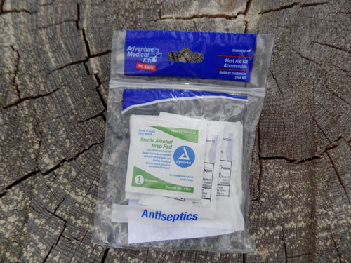 Survival - Antiseptics Pack Front - Wilderness Survival Systems : Picture 