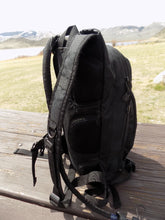 Load image into Gallery viewer, Survival - Hydration Pack  Ventilation - Wilderness Survival Systems : Picture